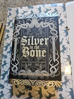 Silver In The Bone (Owlcrate Edition, Signed) - Alexandra Bracken - Hardcover